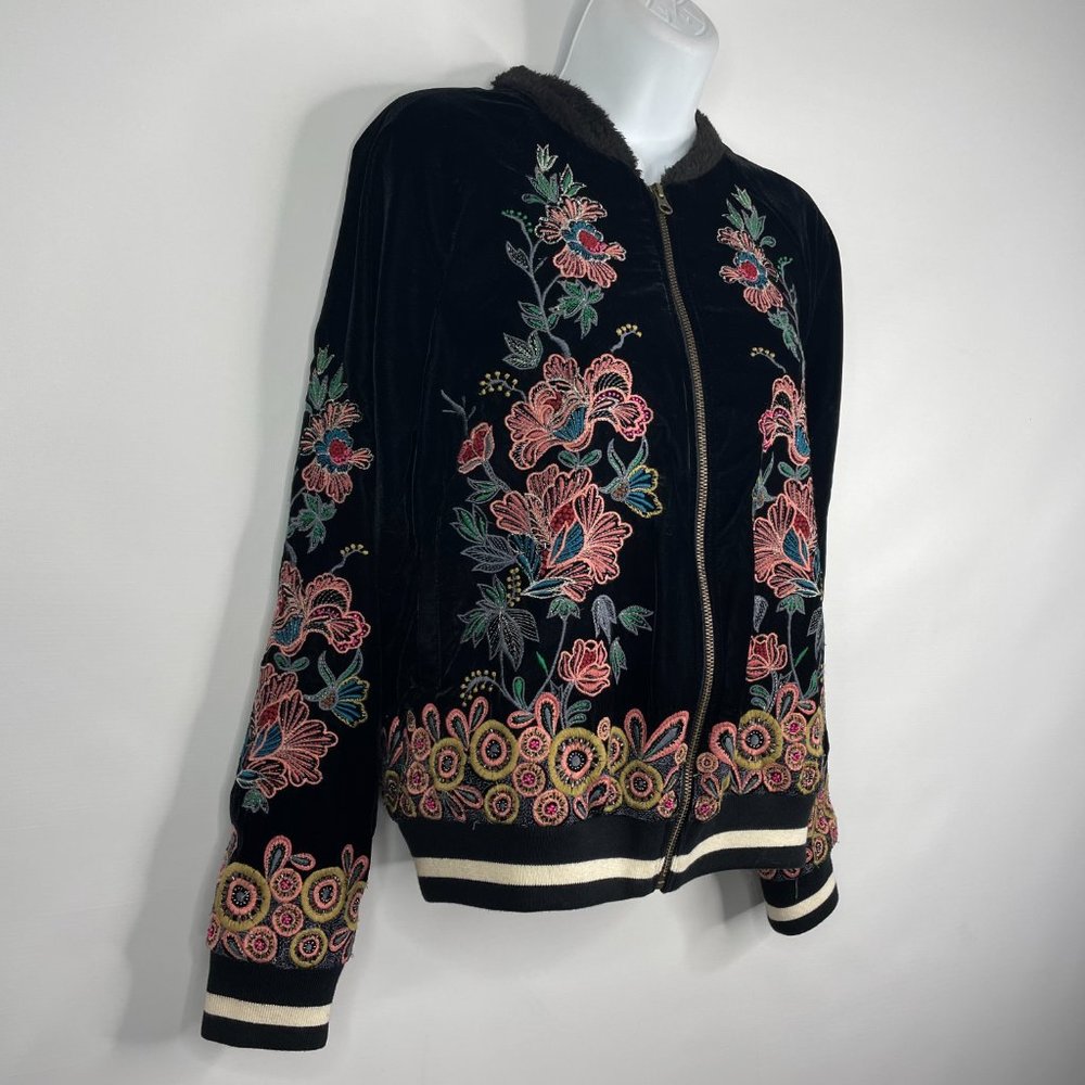 Elevenses Hallie Velvet Bomber Jacket Size S Black Floral Embroidered Beaded - Picture 3 of 8